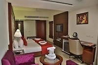 Clarion Inn Sevilla Panchkula Exteriör bild